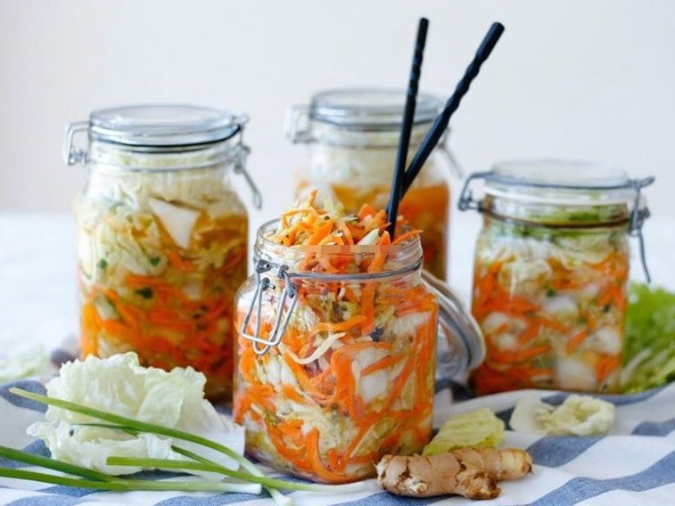 Nguồn gốc: dưa muối, cà muối, kim chi, cá muối.